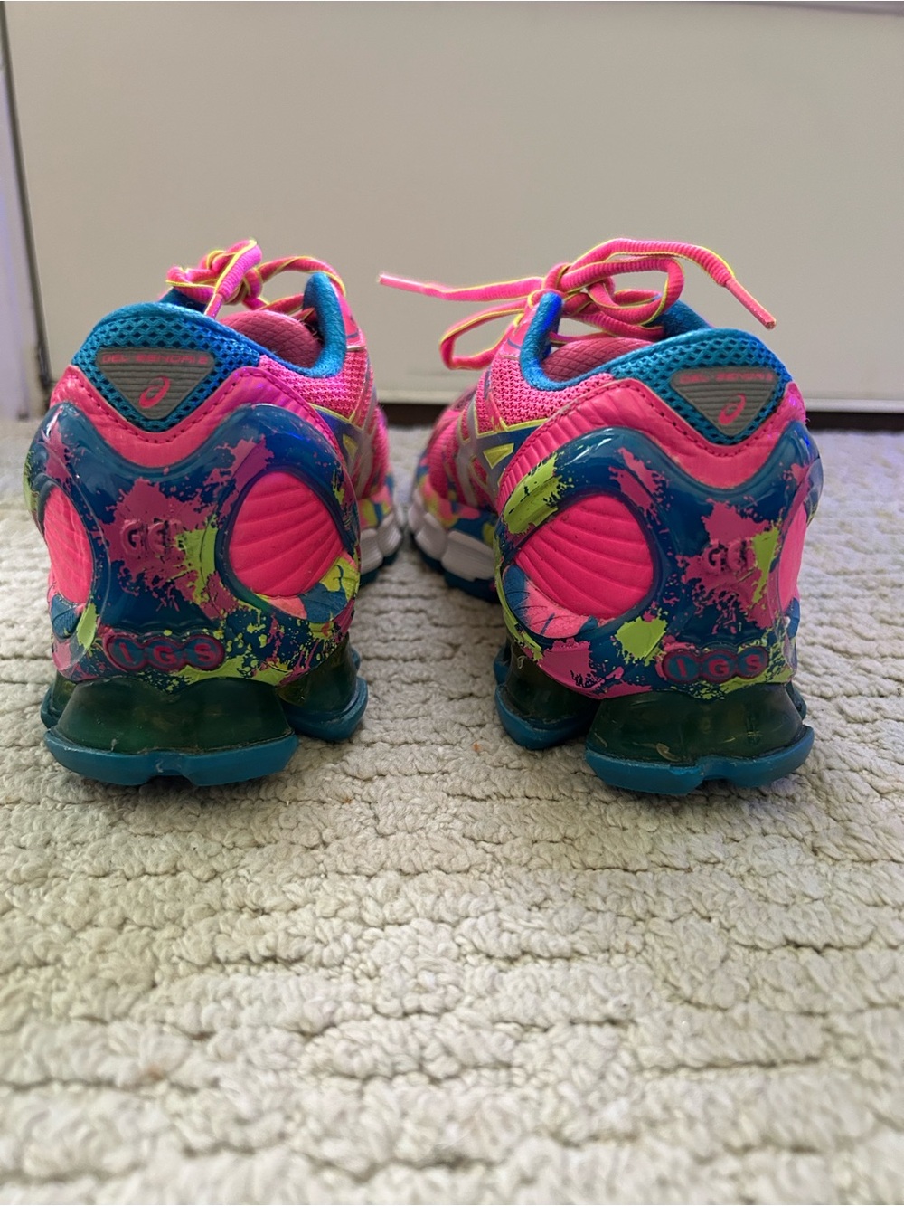 ASICS Women's Gel Sendai 2 Hot Pink Camo Size 7 - Picture 3 of 7